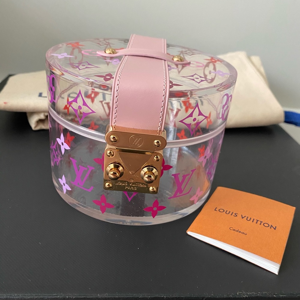 Louis Vuitton Scott Holder box pink edition